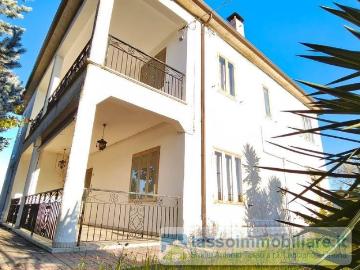Villa in vendita a Crecchio CH
