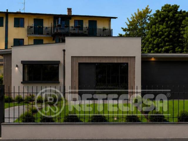 Villa in vendita a Credera Rubbiano CR