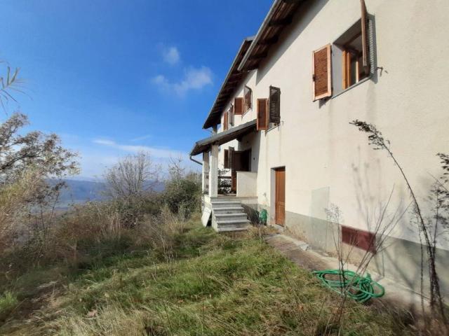 Villa in vendita a Cremolino AL