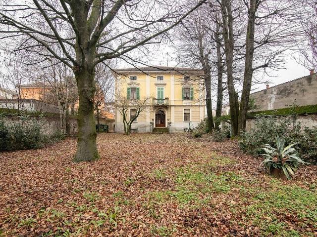 Villa in vendita a Cremona CR