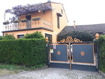 Villa in vendita a Cremona CR