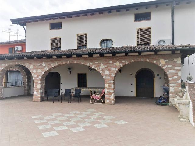 Villa in vendita a Cremona CR