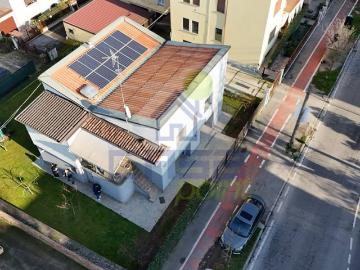 Villa in vendita a Cremona CR