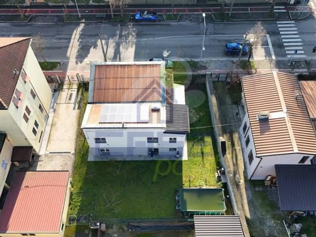 Villa in vendita a Cremona CR