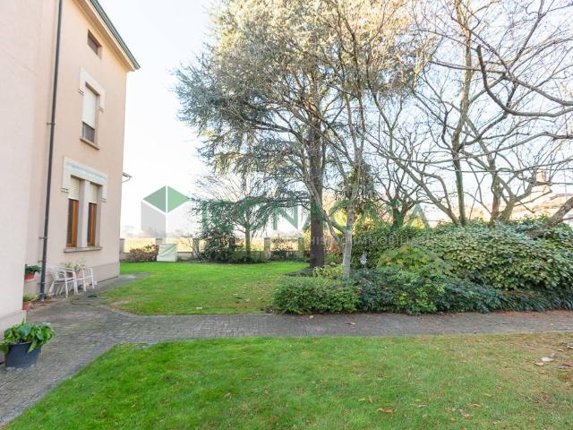Villa in vendita a Cremona CR