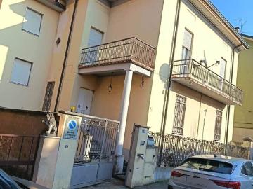 Villa in vendita a Cremona CR