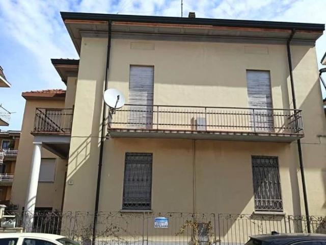 Villa in vendita a Cremona CR