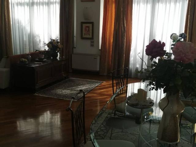 Villa in vendita a Cremona CR
