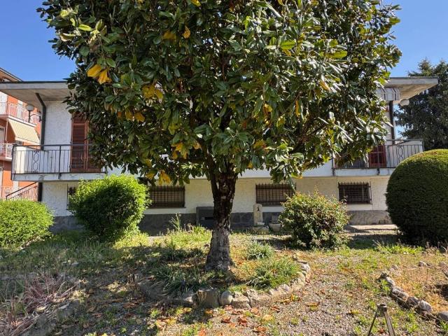 Villa in vendita a Crema CR