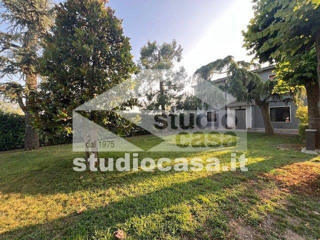 Villa in vendita a Crema CR