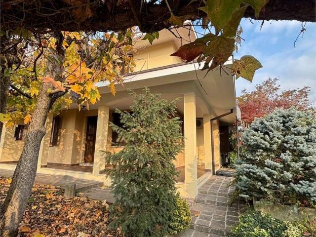 Villa in vendita a Crema CR
