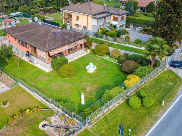 Villa in vendita a Cremenaga VA