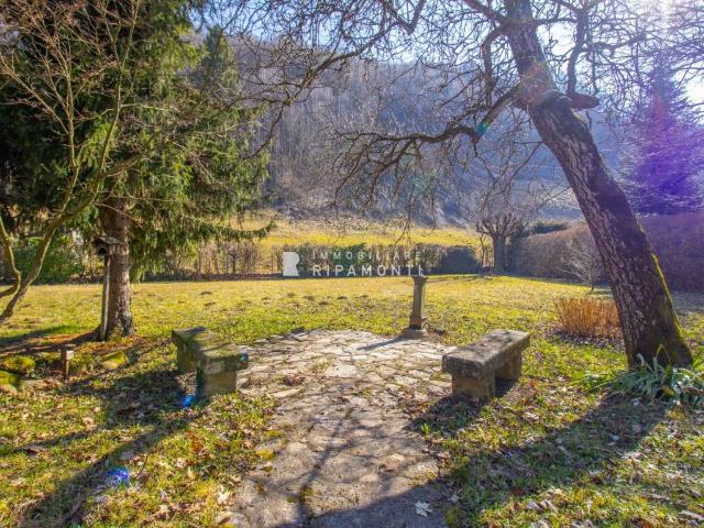 Villa in vendita a Cremeno LC