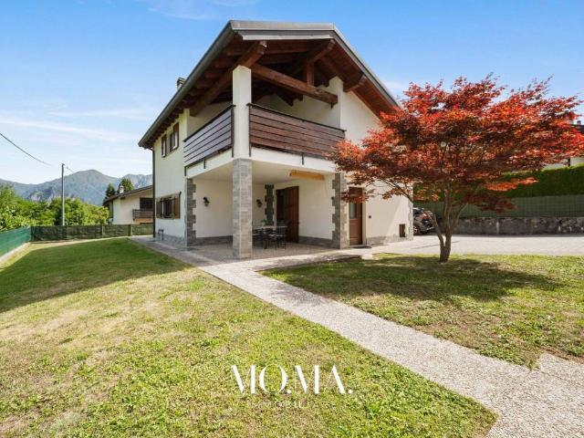 Villa in vendita a Cremeno LC