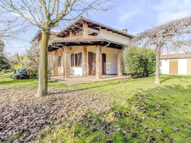 Villa in vendita a Crescentino