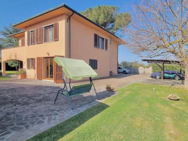Villa in vendita a Crespina e Lorenzana PI