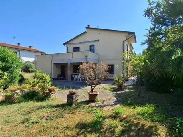 Villa in vendita a Crespina e Lorenzana PI