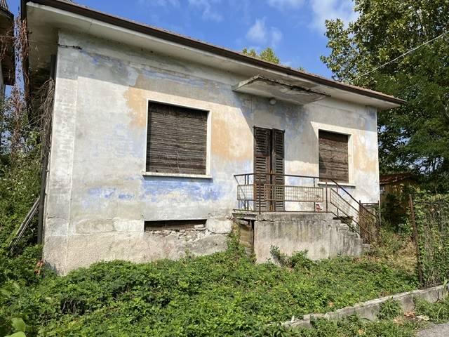 Villa in vendita a Cressa NO