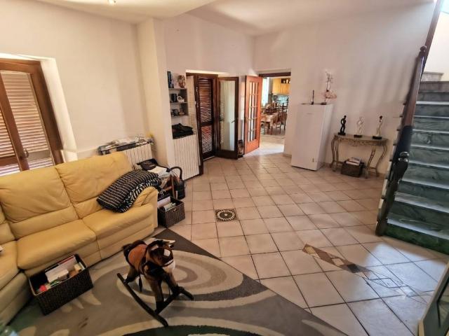Villa in vendita a Cressa NO