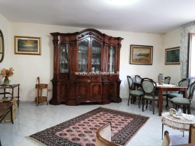 Villa in vendita a Crotone