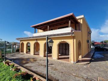 Villa in vendita a Crotone KR