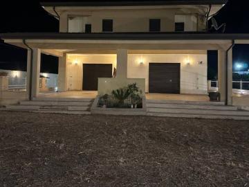 Villa in vendita a Crotone KR