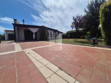 Villa in vendita a Crotone KR