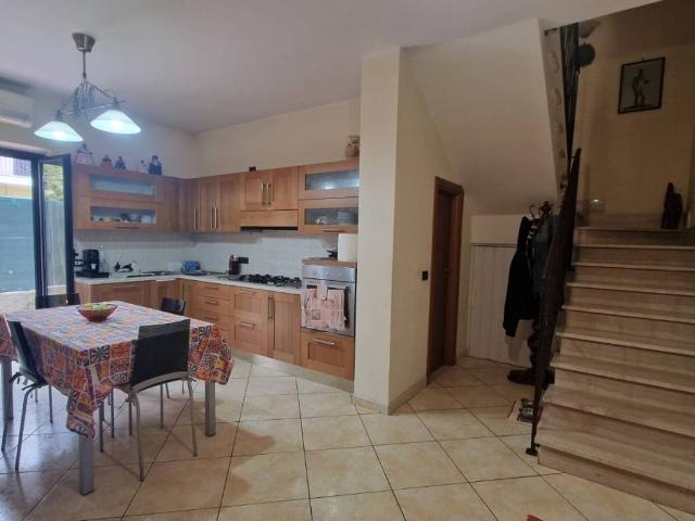 Villa in vendita a Crotone KR
