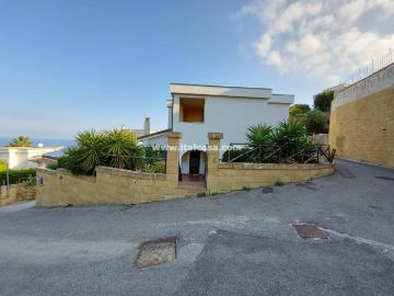 Villa in vendita a Crotone KR