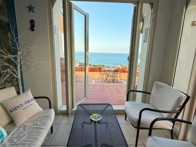 Villa in vendita a Crotone KR