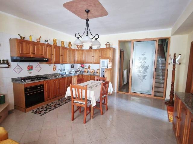 Villa in vendita a Crotone KR