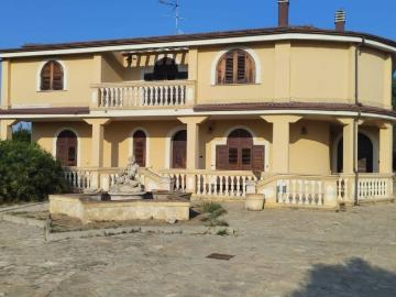 Villa in vendita a Crotone KR