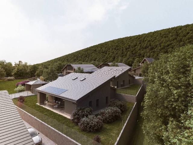 Villa in vendita a Cuveglio VA
