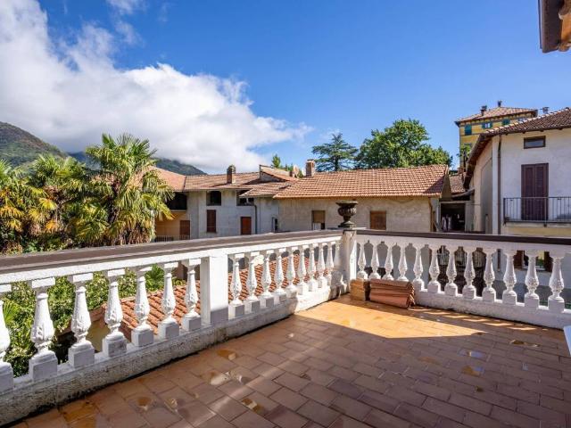 Villa in vendita a Cuvio VA