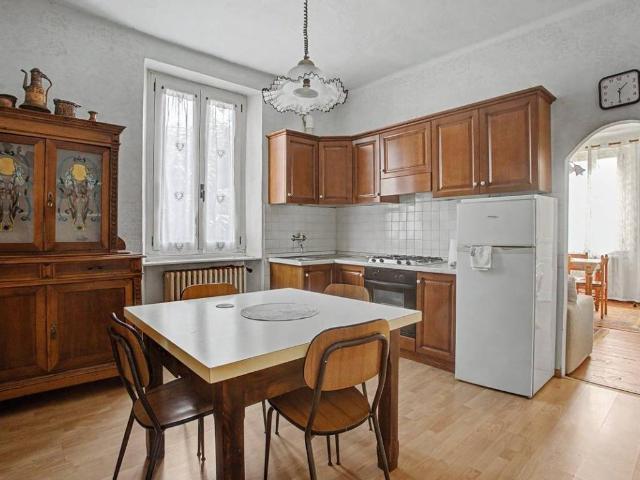 Villa in vendita a Cuvio VA