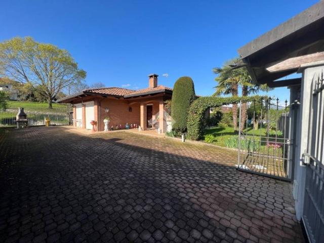 Villa in vendita a Cuceglio TO