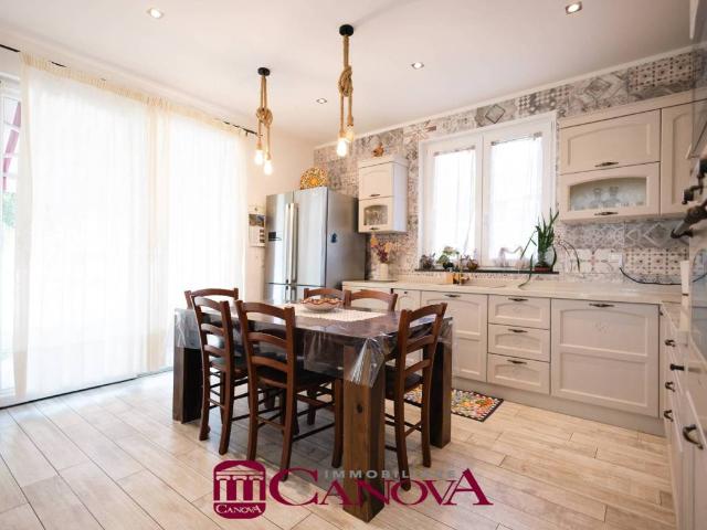 Villa in vendita a Cugliate Fabiasco VA