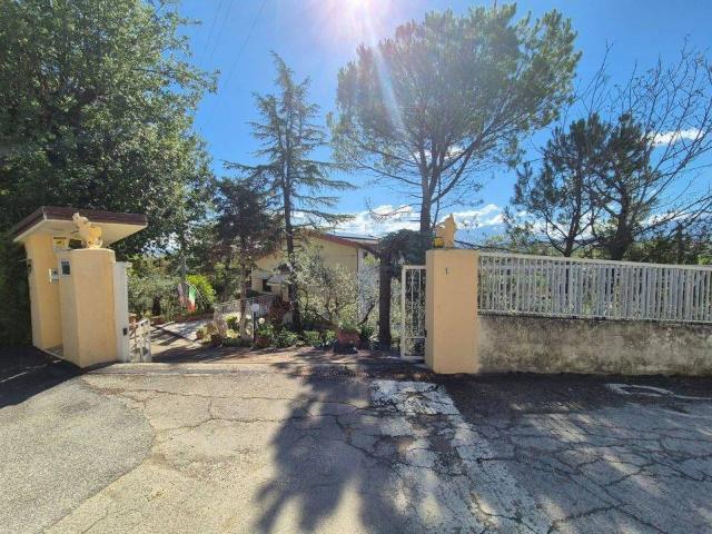Villa in vendita a Cugnoli PE
