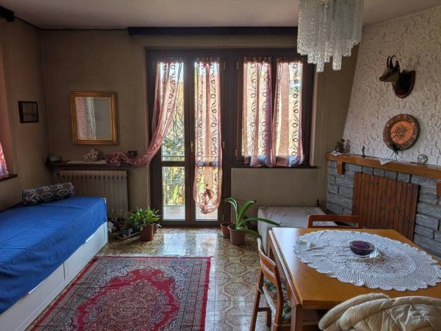 Villa in vendita a Cunardo VA