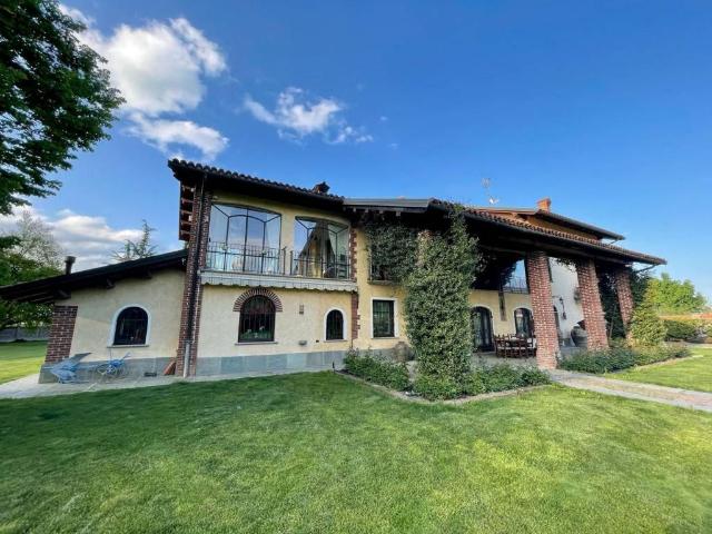 Villa in vendita a Cuneo CN