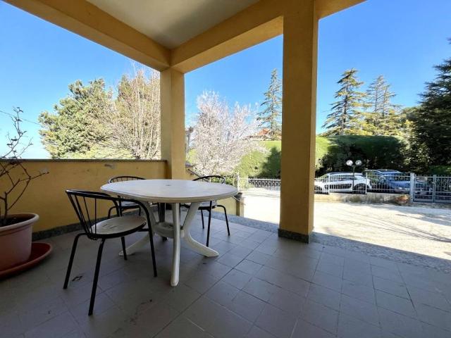 Villa in vendita a Cupramontana AN