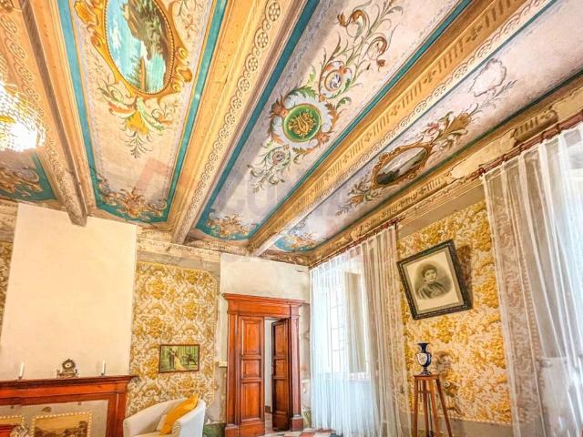 Villa in vendita a Cupramontana AN