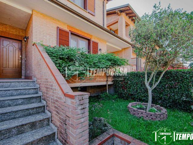 Villa in vendita a Cura Carpignano PV