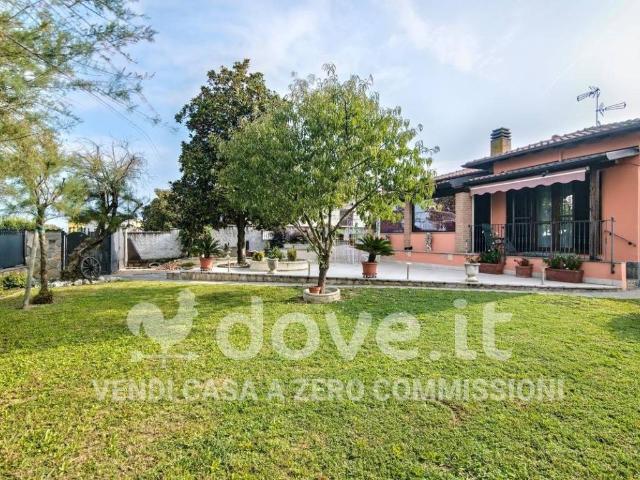 Villa in vendita a Cura Carpignano PV