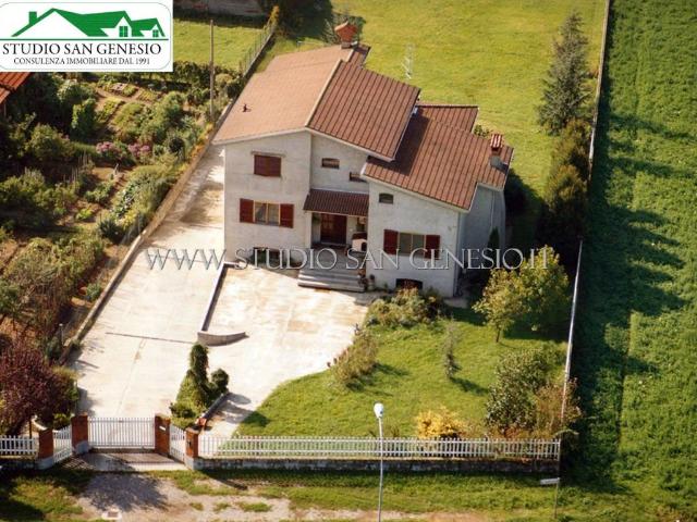 Villa in vendita a Cura Carpignano PV