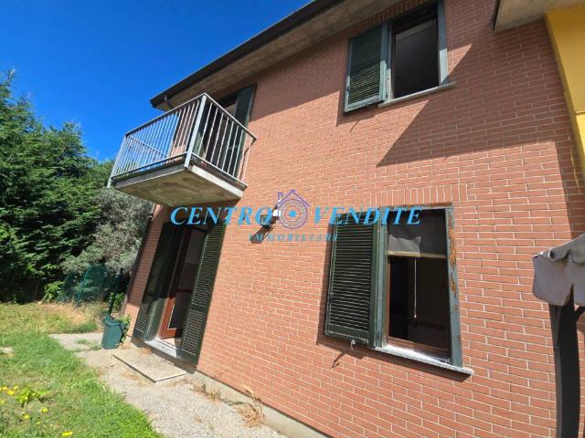 Villa in vendita a Cura Carpignano PV