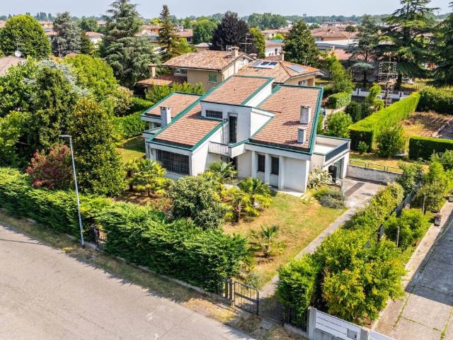 Villa in vendita a Curtatone MN