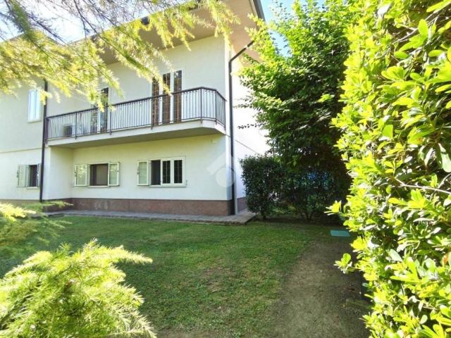 Villa in vendita a Curtatone MN