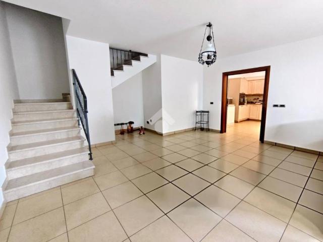 Villa in vendita a Curtatone MN