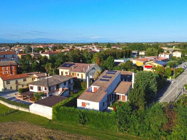 Villa in vendita a Curtarolo PD